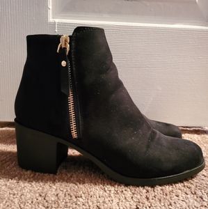 H&M Black suede booties